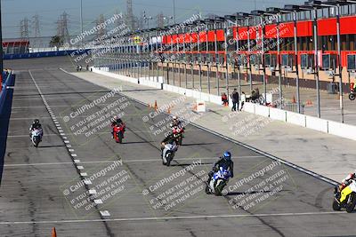 media/Jan-21-2023-Fastrack Riders (Sat) [[fcf3f88a30]]/Level 4/Session 2 Nascar 1/